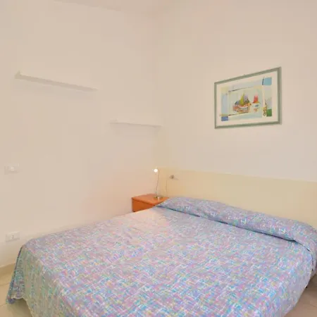 Polluce Apartament *